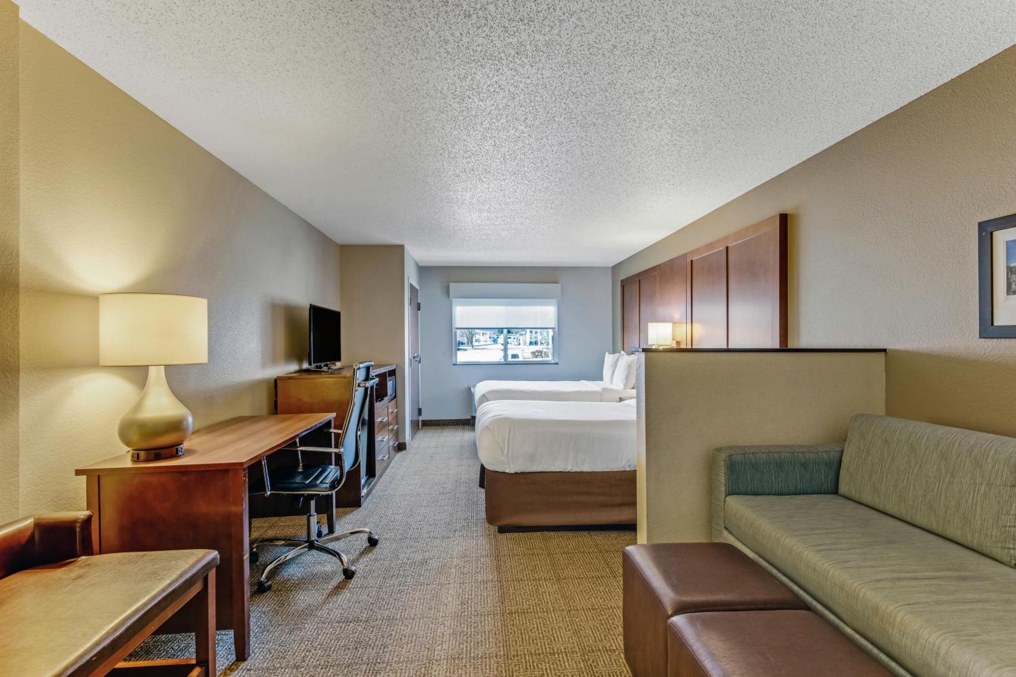 Comfort Suites Huntsville Midcity District At Research Park Exterior photo