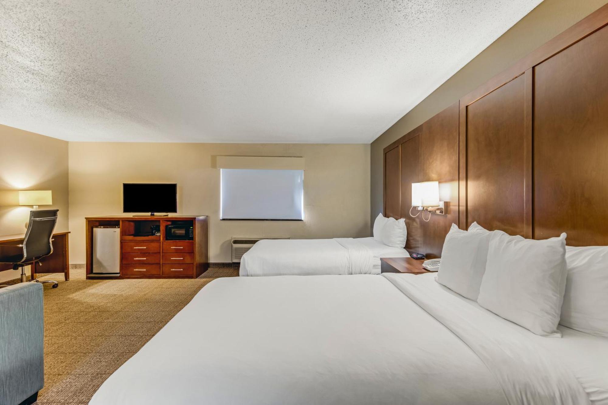 Comfort Suites Huntsville Midcity District At Research Park Exterior photo